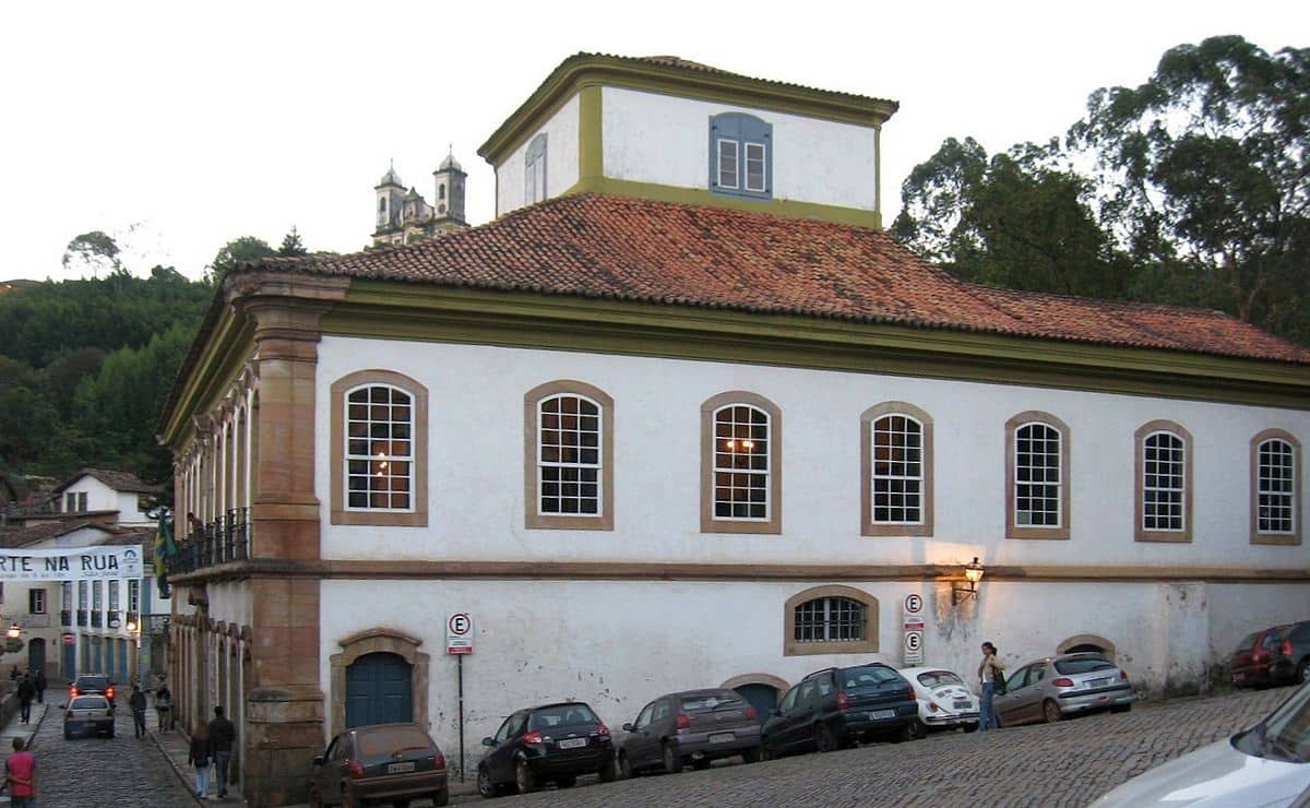 Coinage and Currency Exhibits