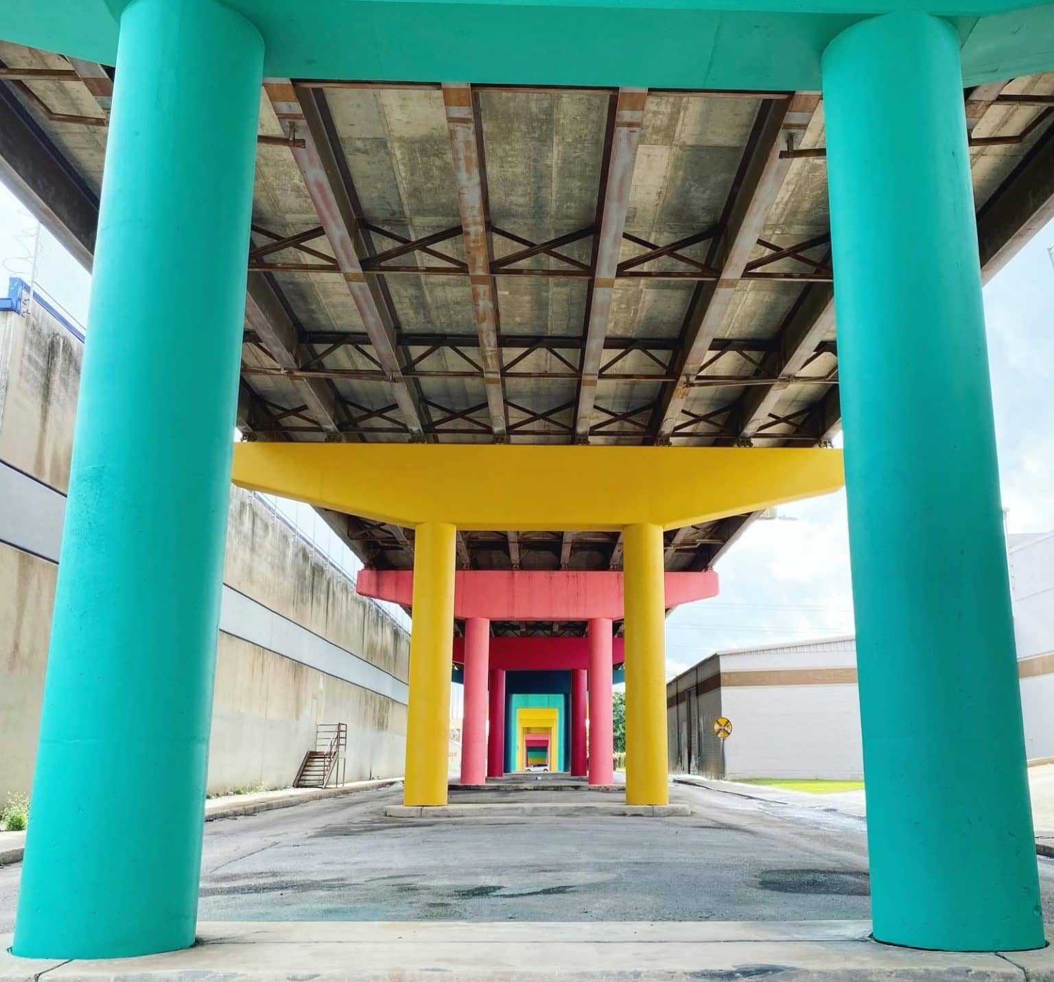 Outdoor Art Exploration