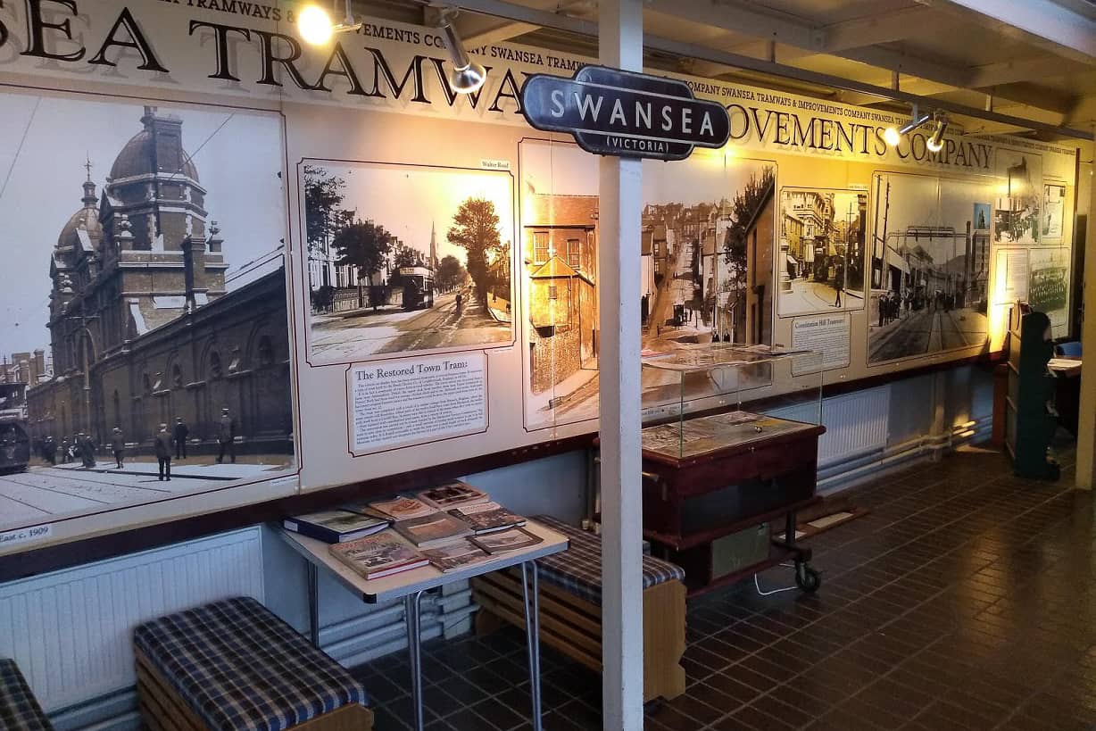 Informative Videos & Displays