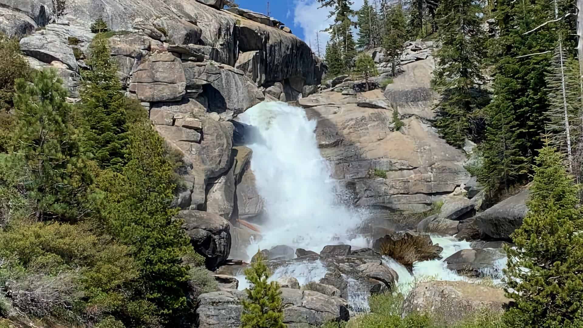 Chilnualna Falls Trail