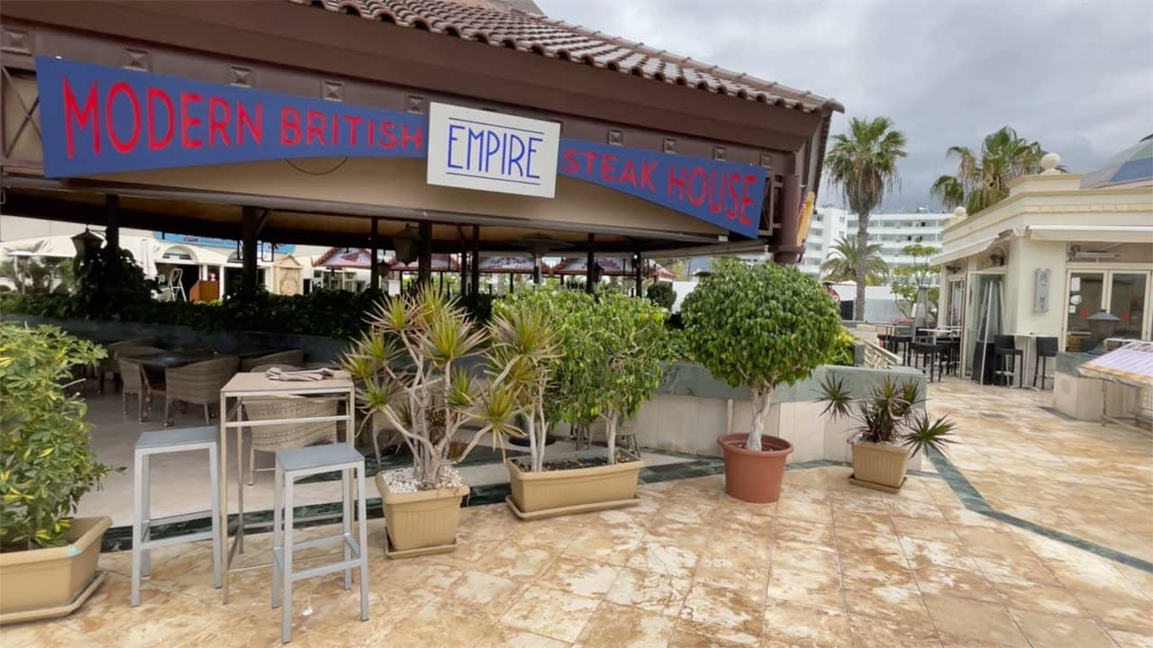 Upper Floor Dining Experience