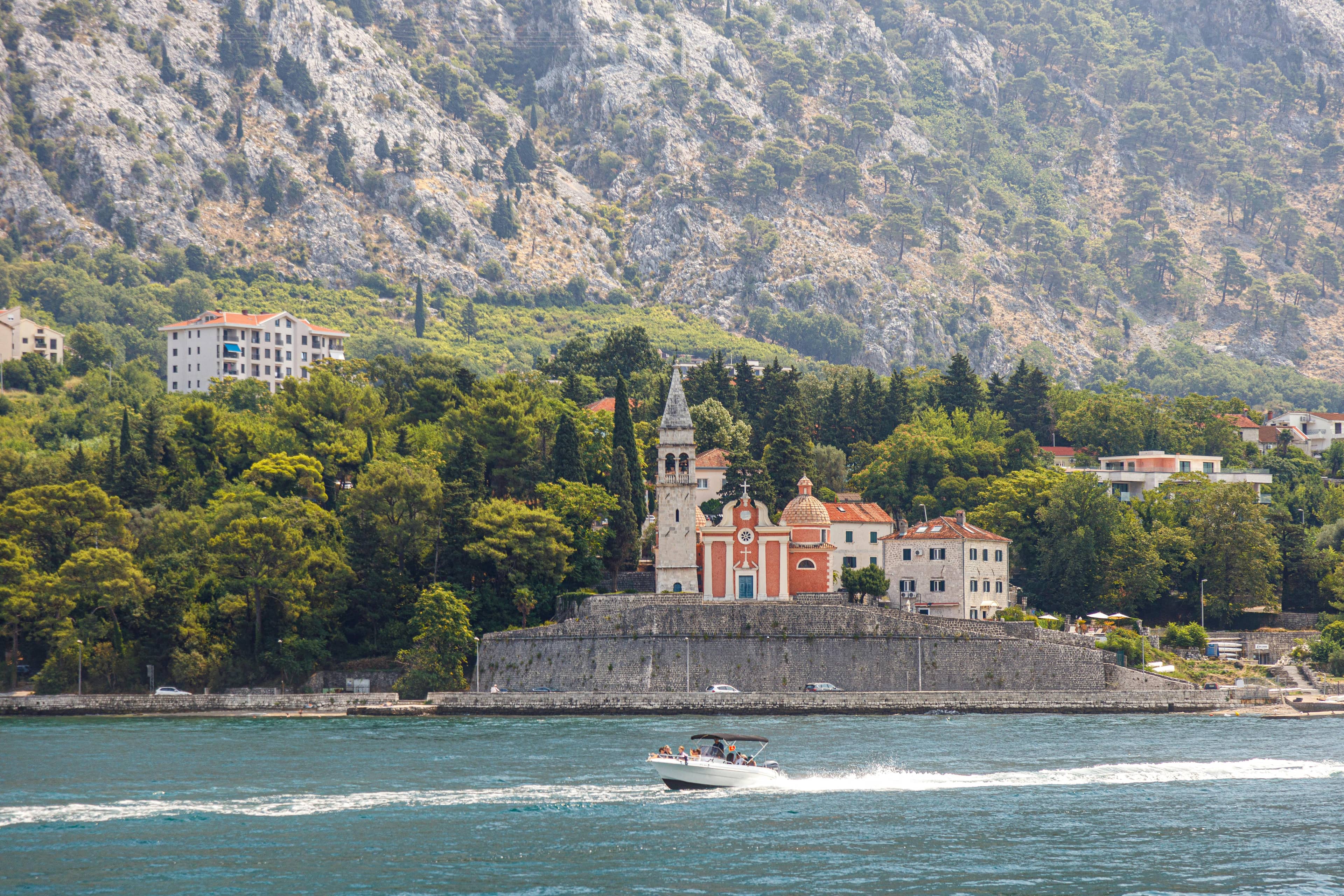Picturesque Promenade