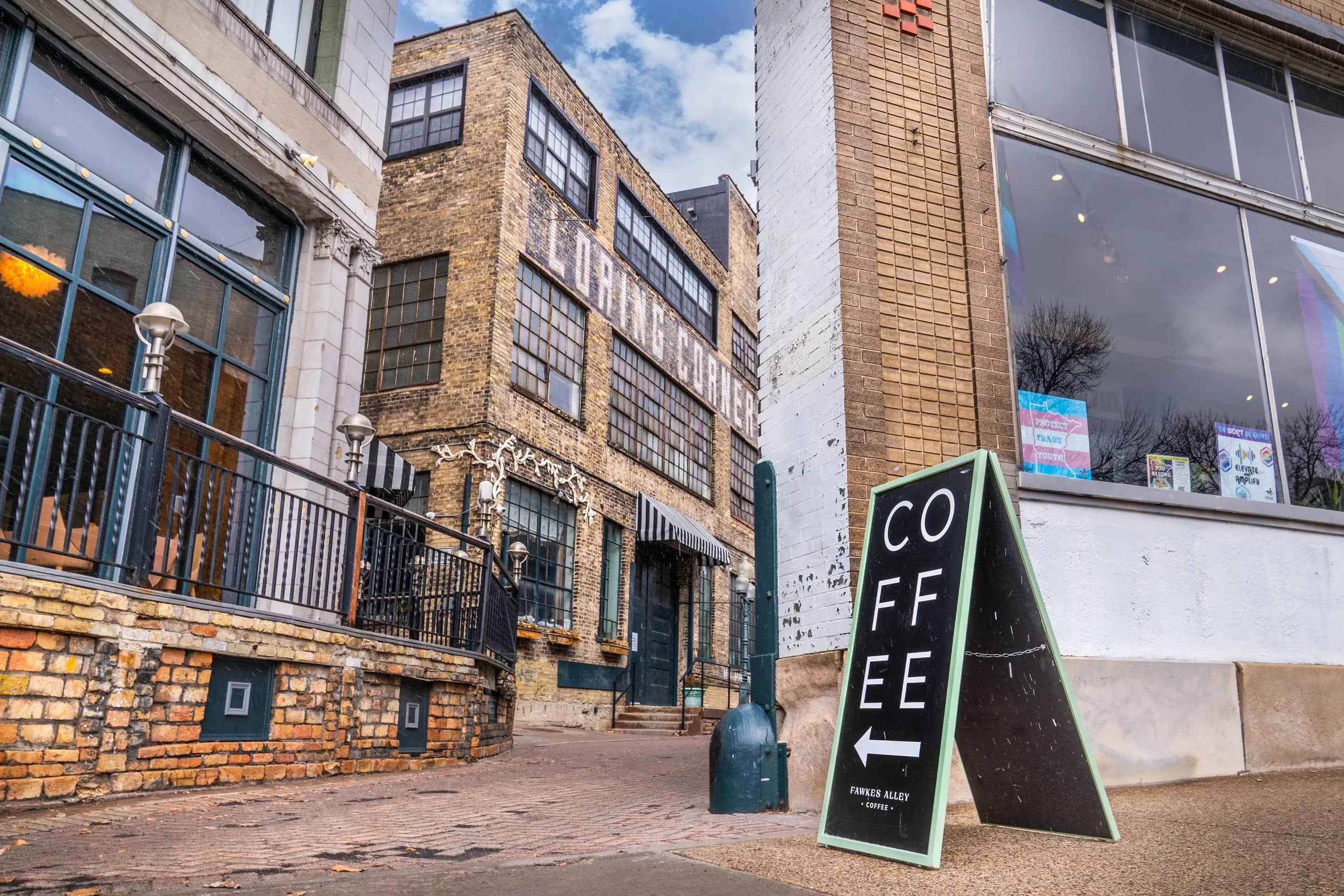 Loring Corners (Fawkes Building)