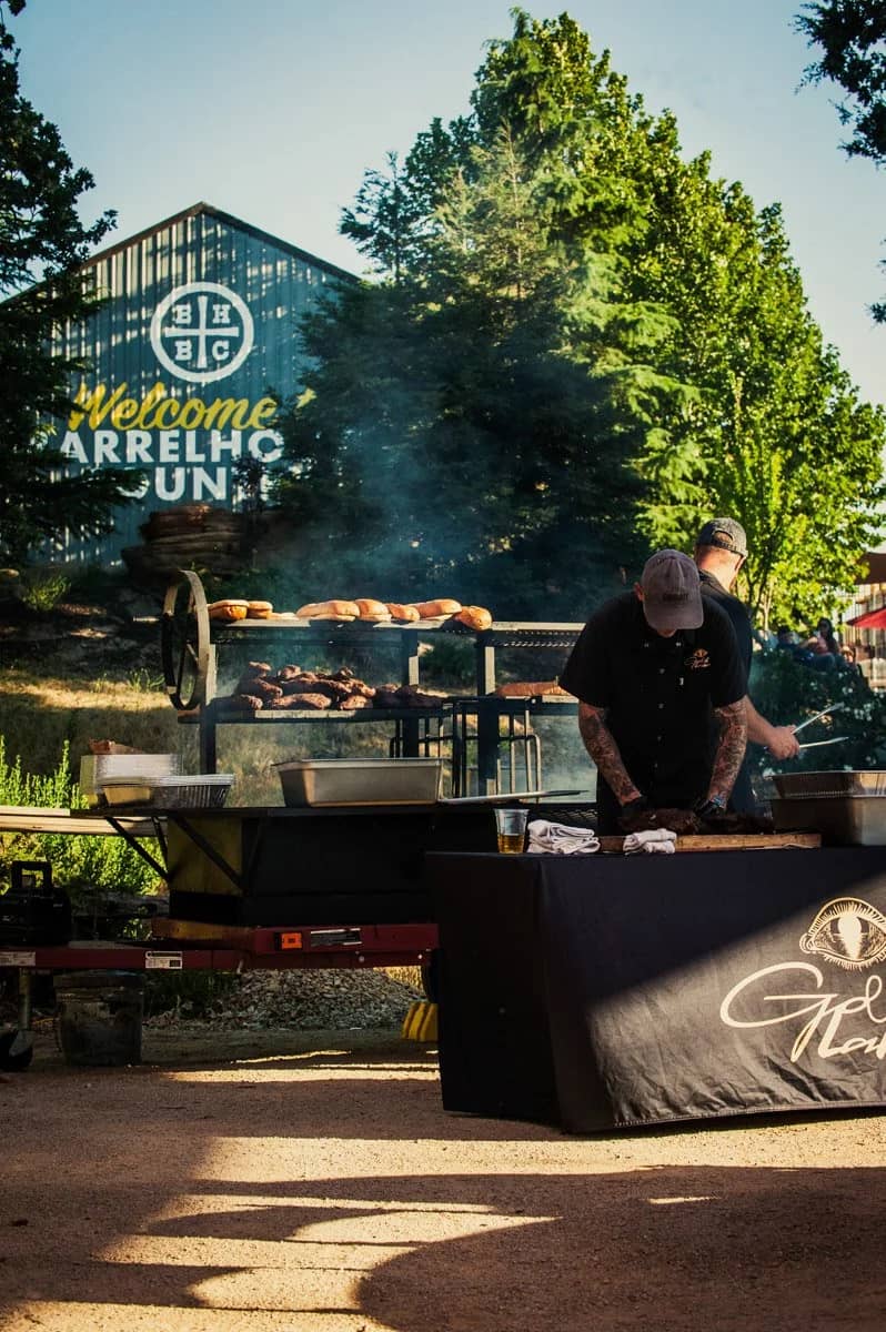 Live Music & Community