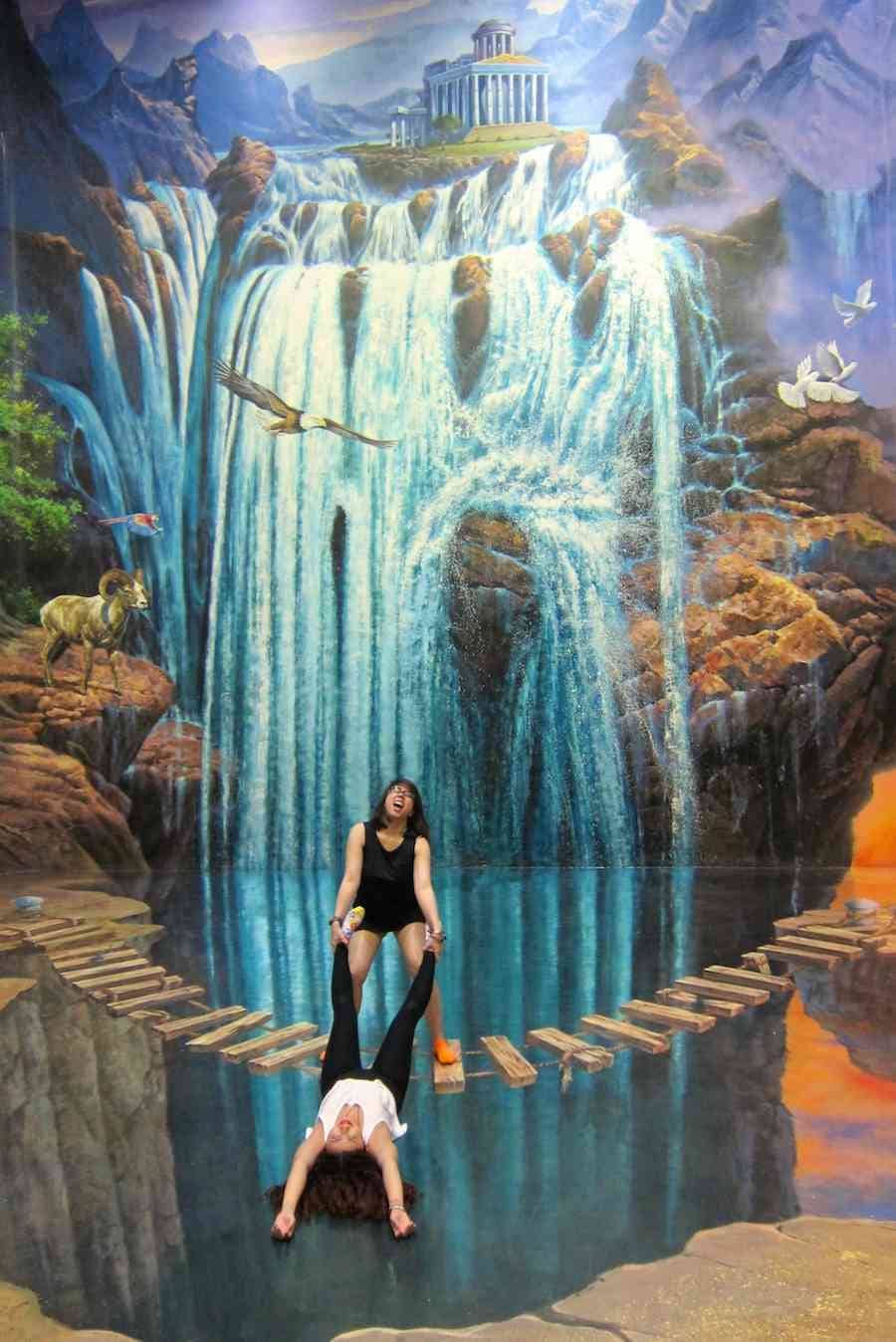 Interactive Photo Opportunities