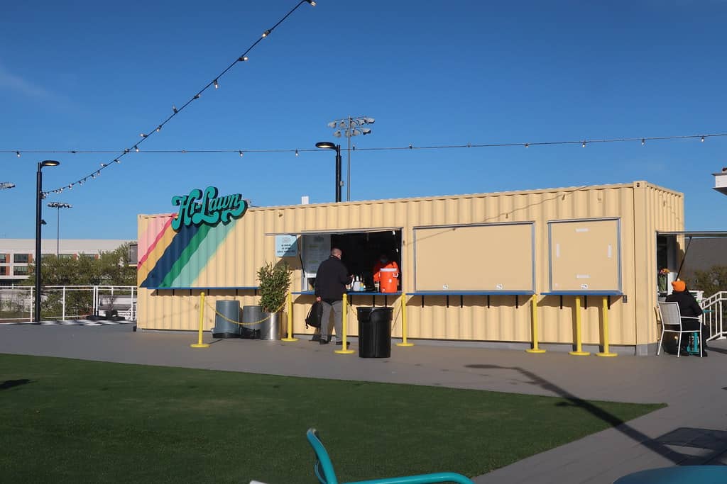 Rooftop Views & Vibes