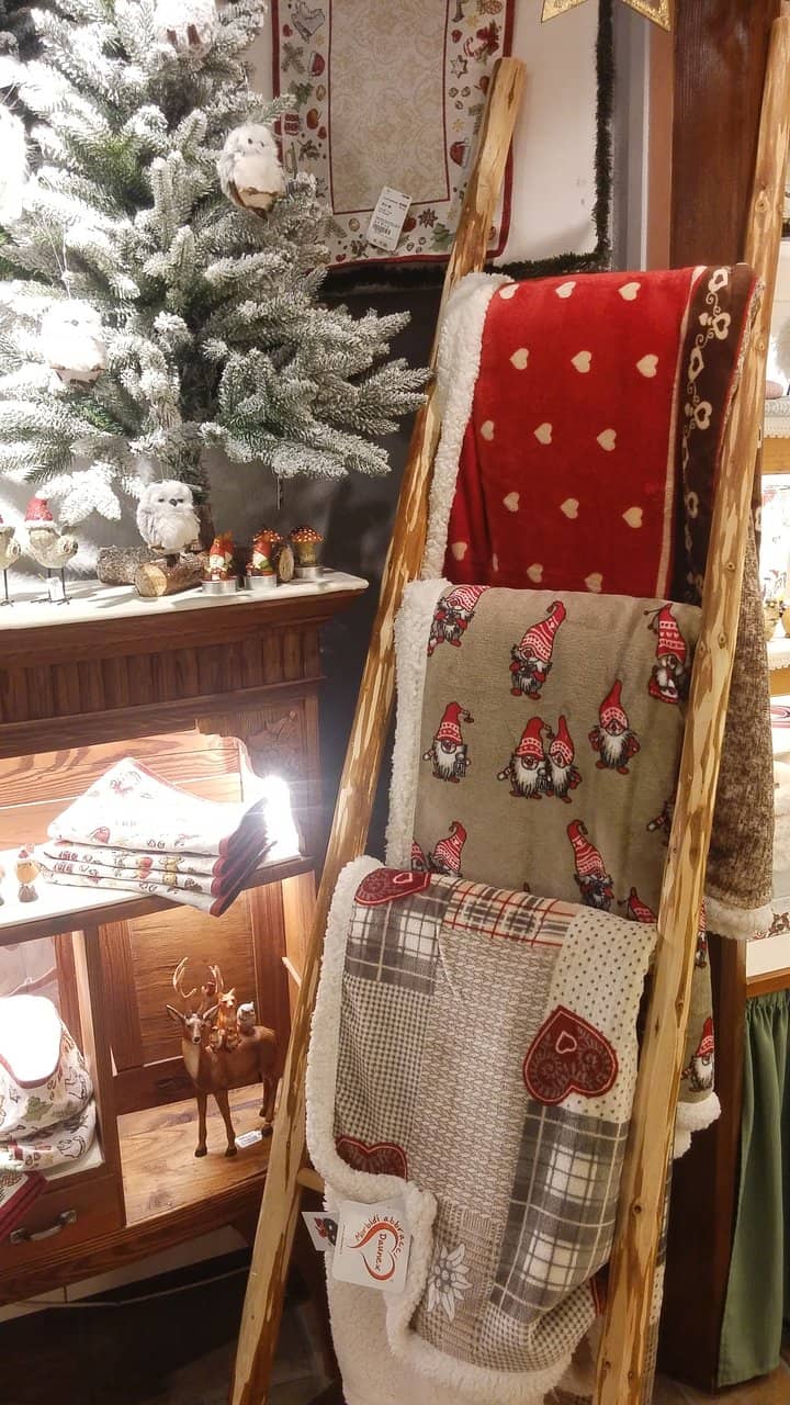 Enchanting Christmas Boutique