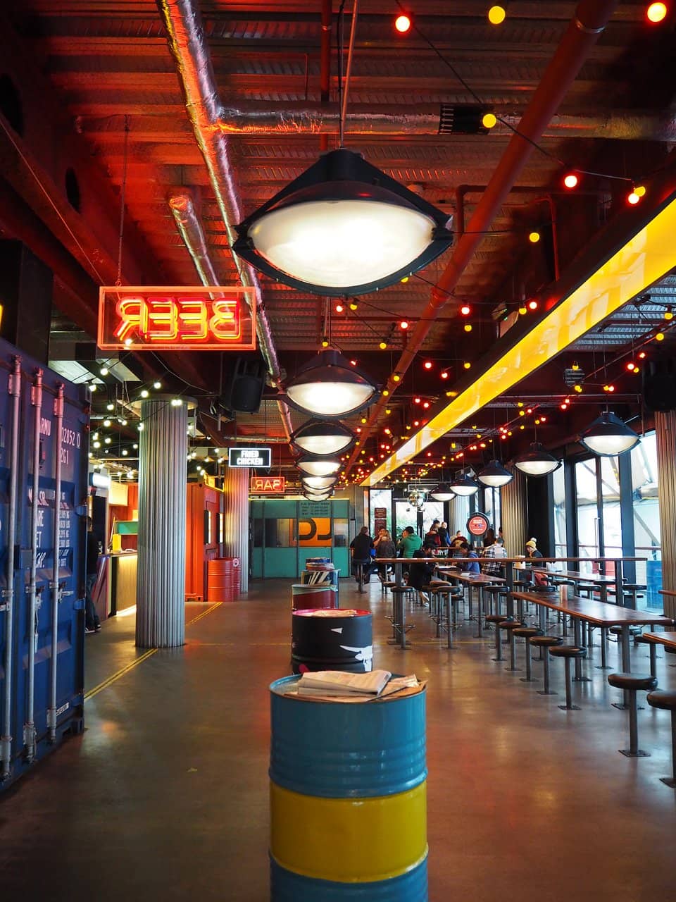 Lattice-Voiced Amphitheater