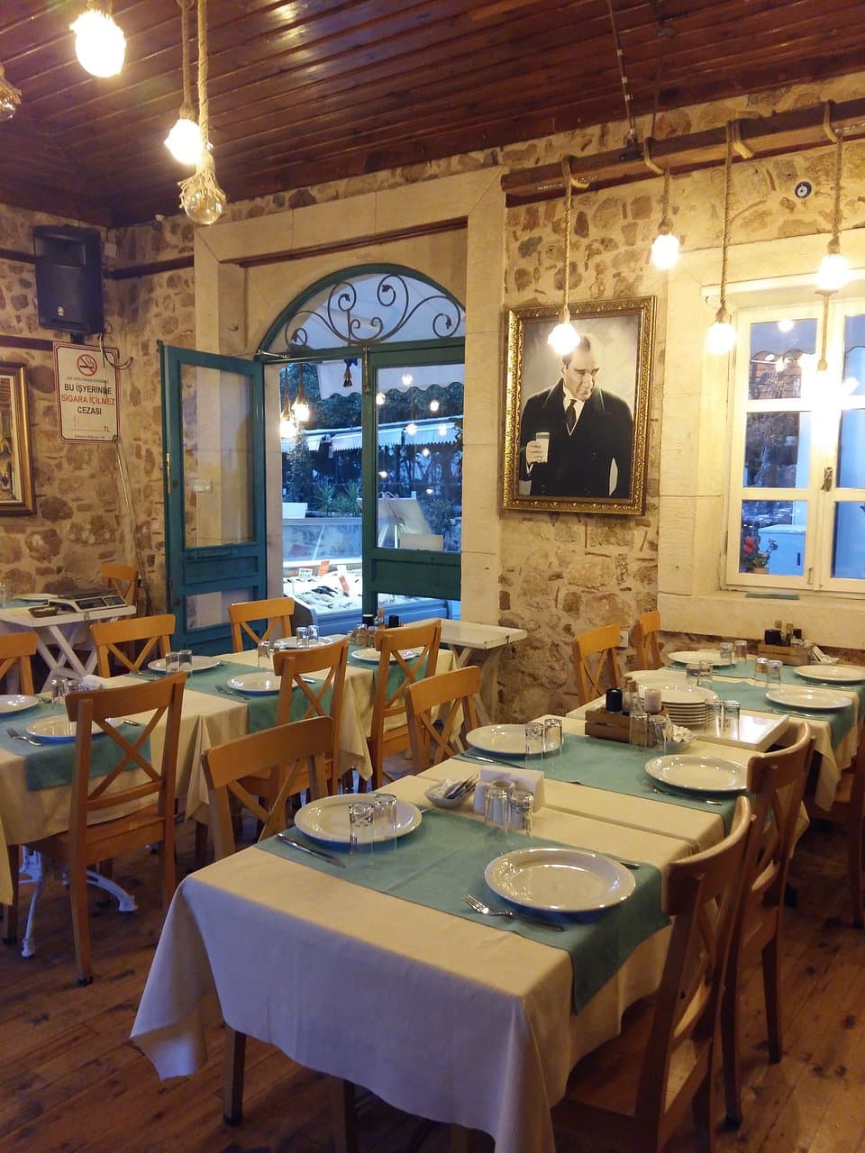 Balıkçı Meyhanesi Kaleiçi