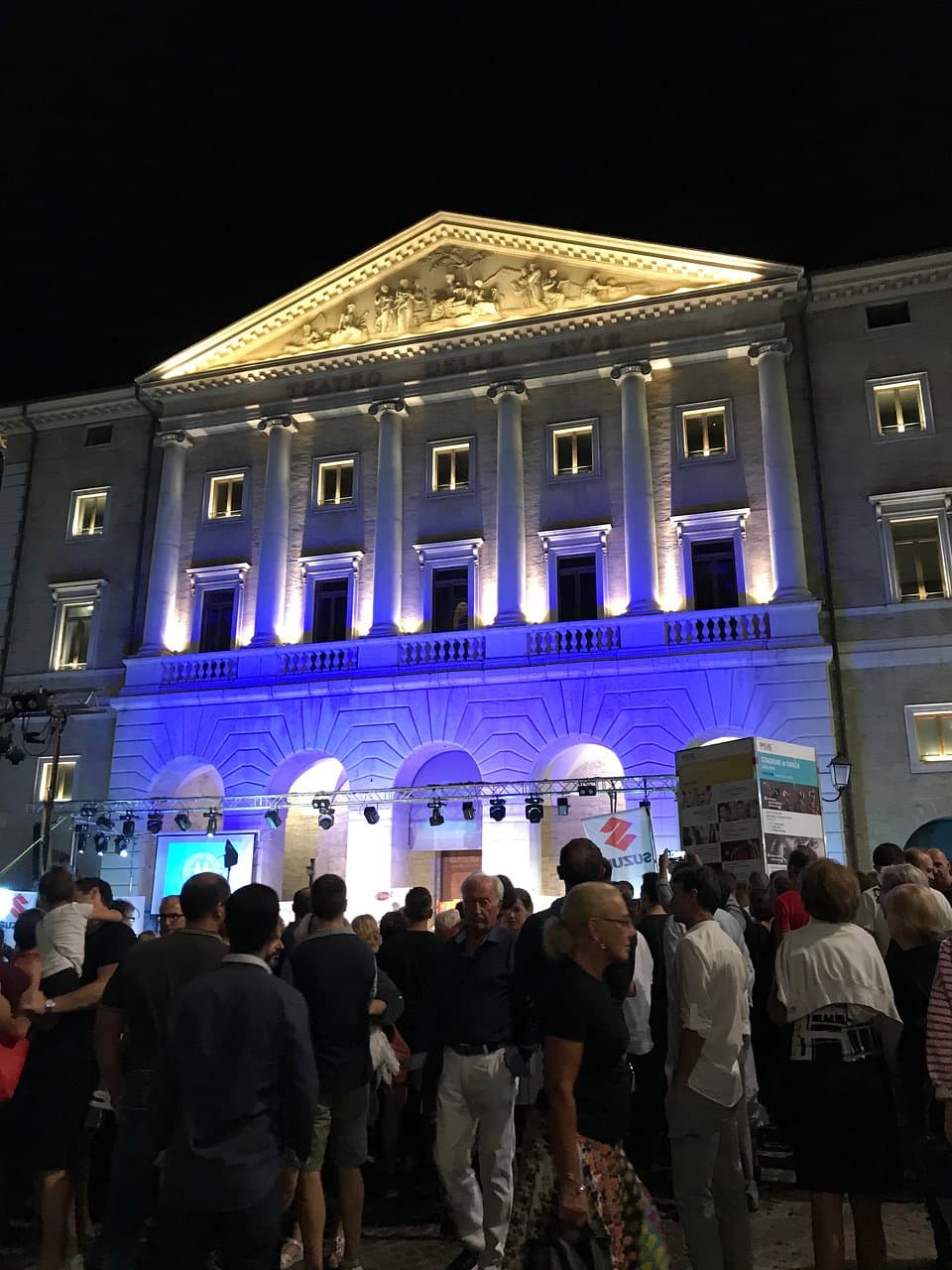 Una serata di spettacoli nelle piazze di Ancona