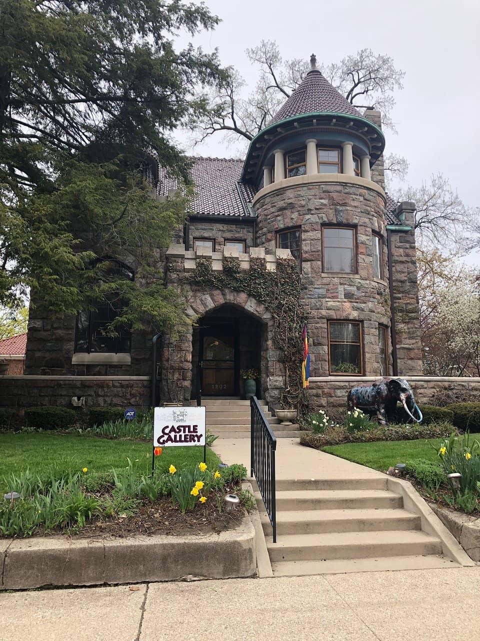 Unique Home Gallery Experience