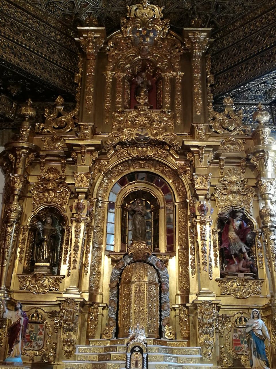 Retablo mayor.