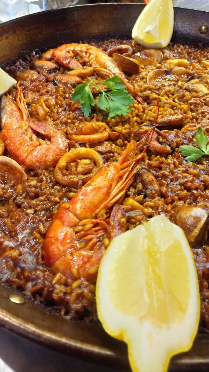 Outdoor Terrace Dining