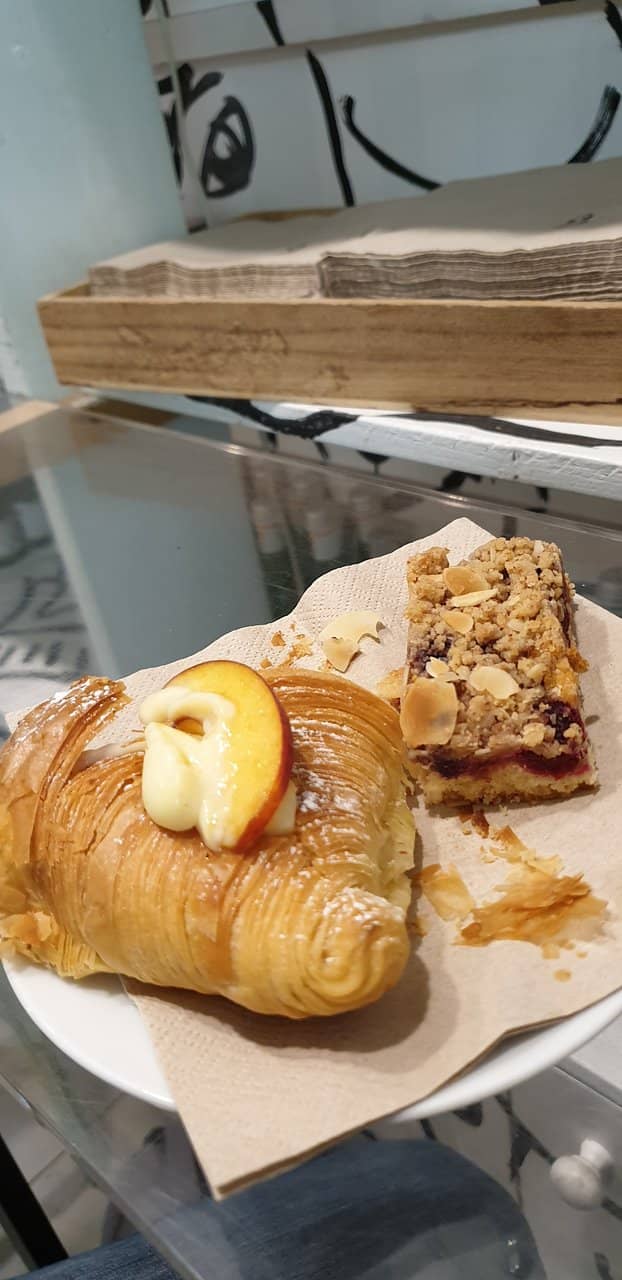 Vibrant and Funky Atmosphere