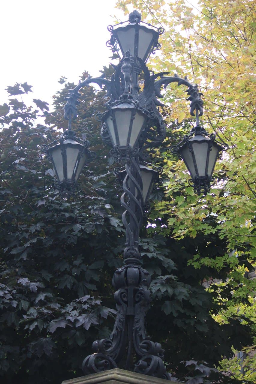 Beautiful metal work on the entry lights.