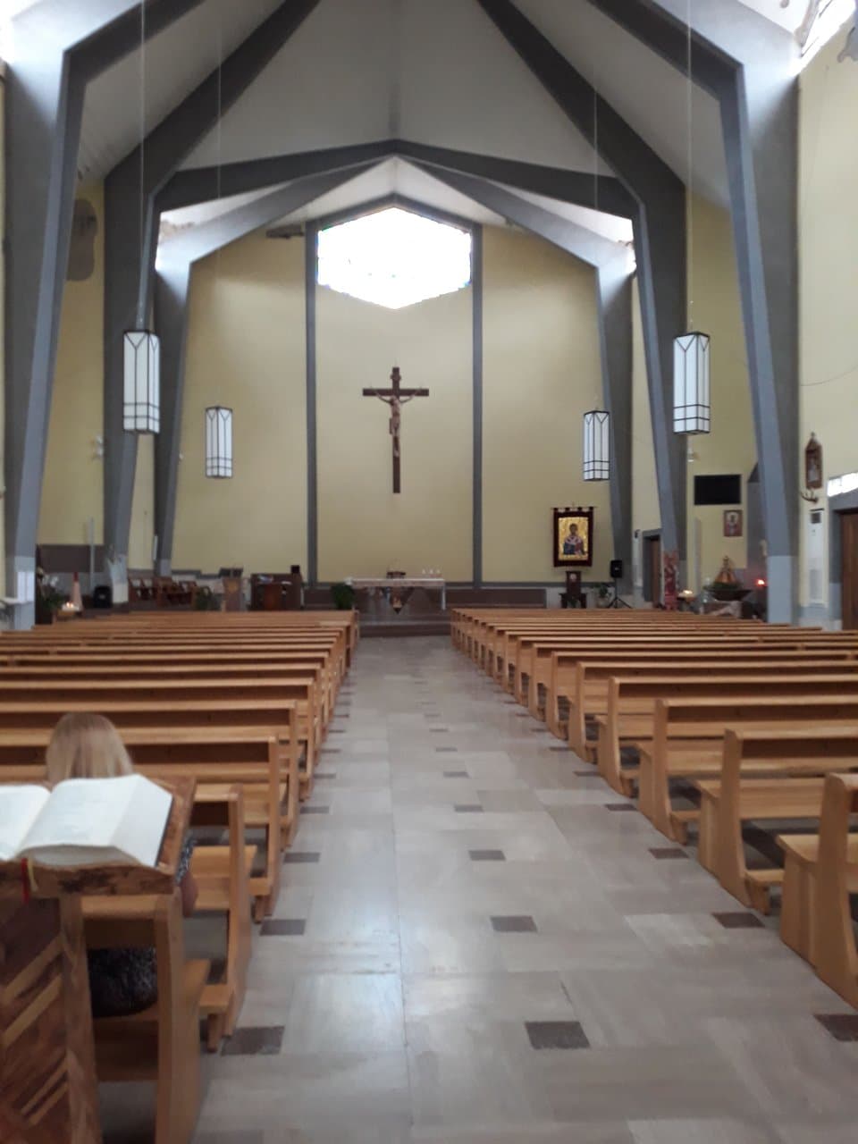 interno chiesa