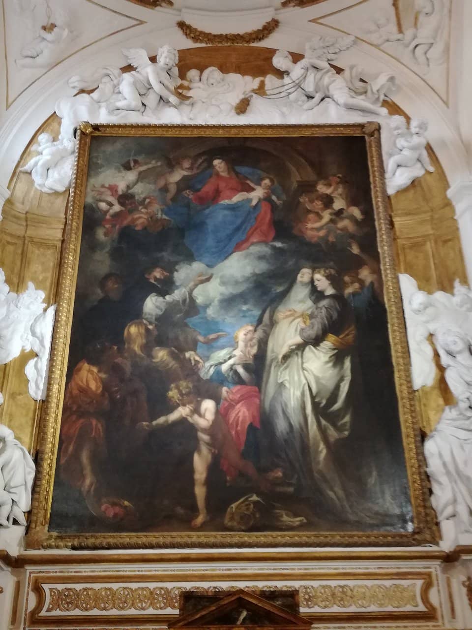 Exquisite Ornamental Interior