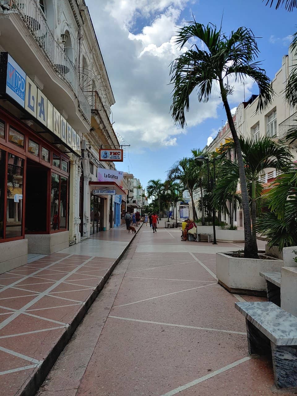 Prado Promenade Ambiance