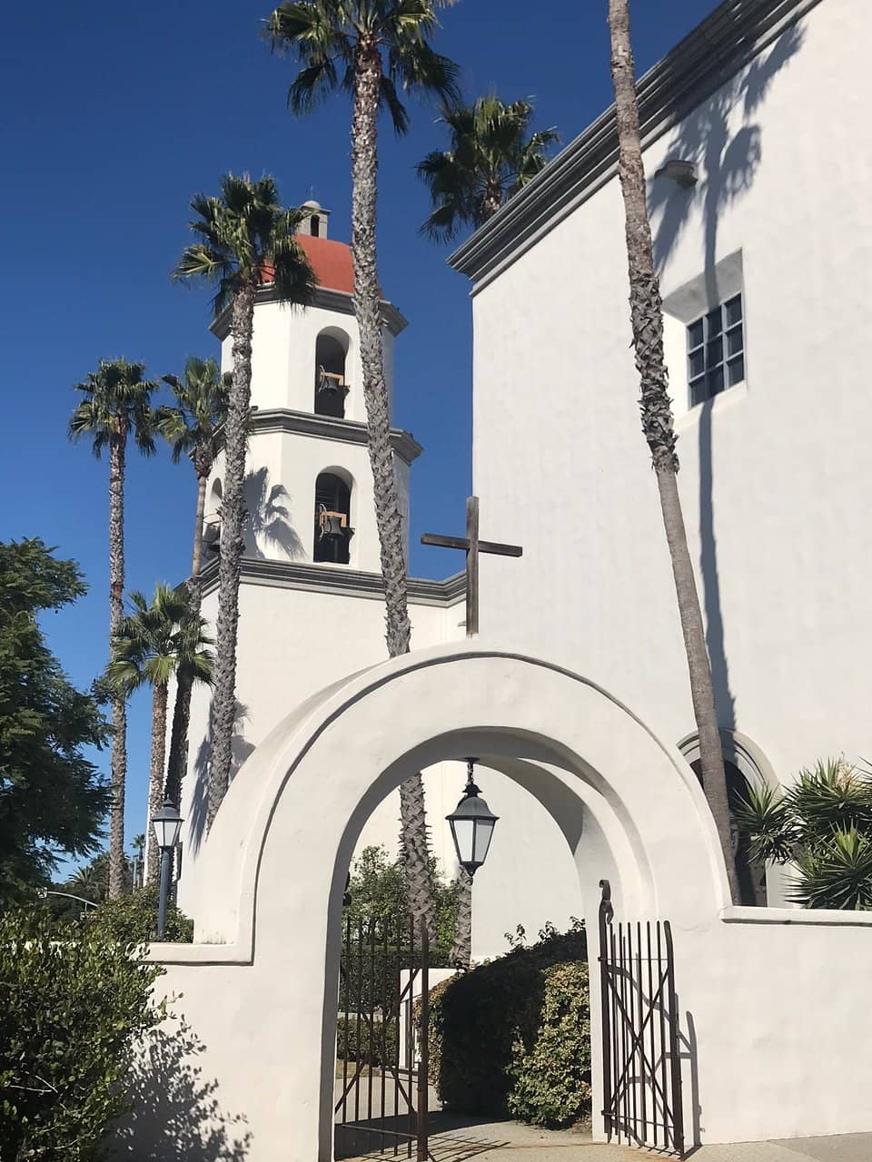 Grand Interior Architecture