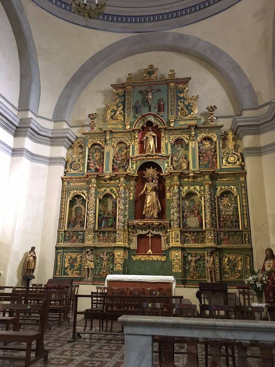 Peaceful Sunday Mass