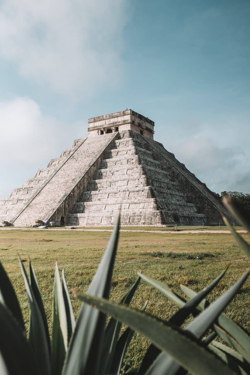 7 wonders of the World, Chichen Itza, Yucatan. . . #visitmexico #realestate #arquitecturayucateca #culture #explore #yucatanturismo