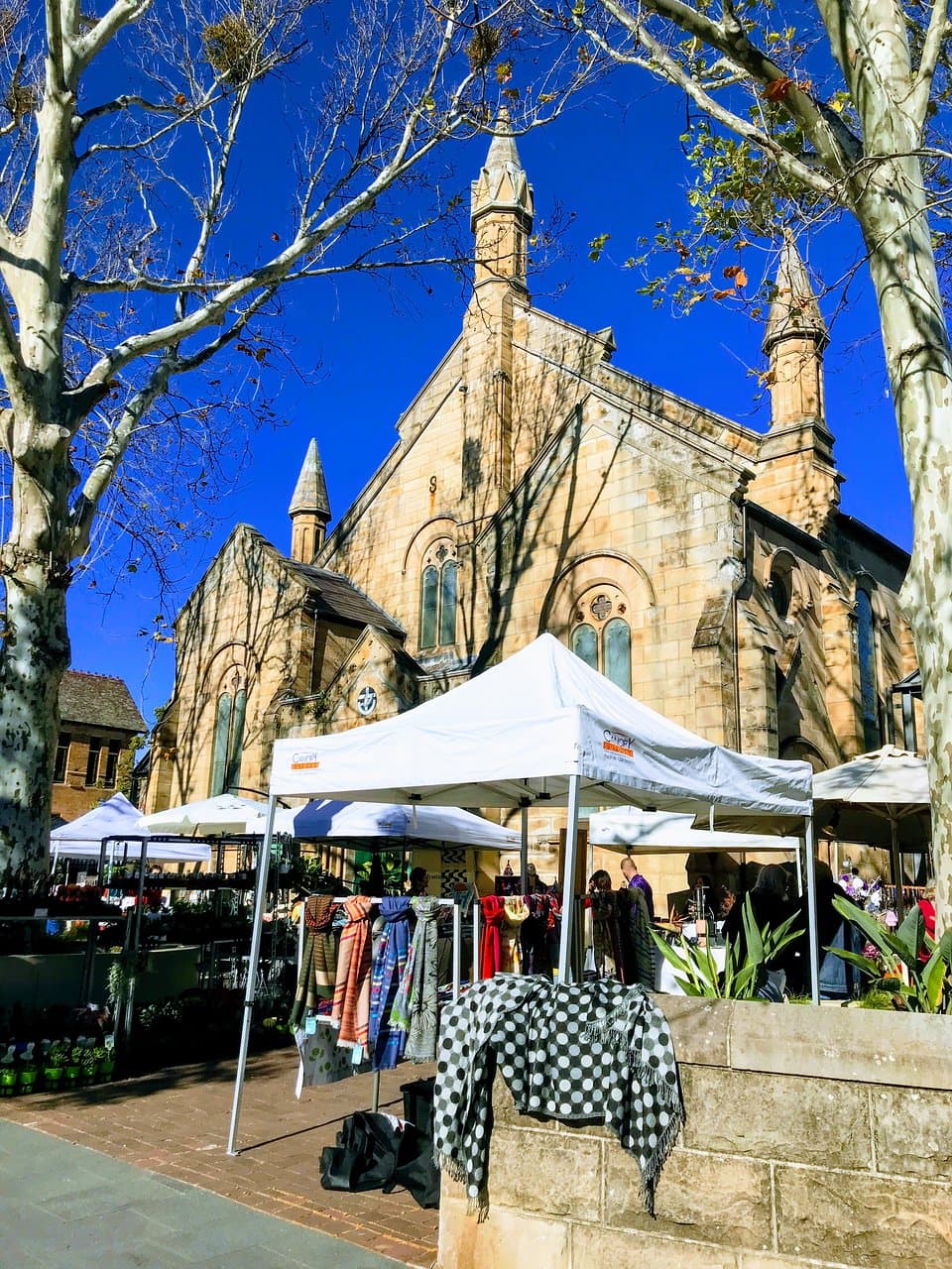 教会で開催されるマーケット