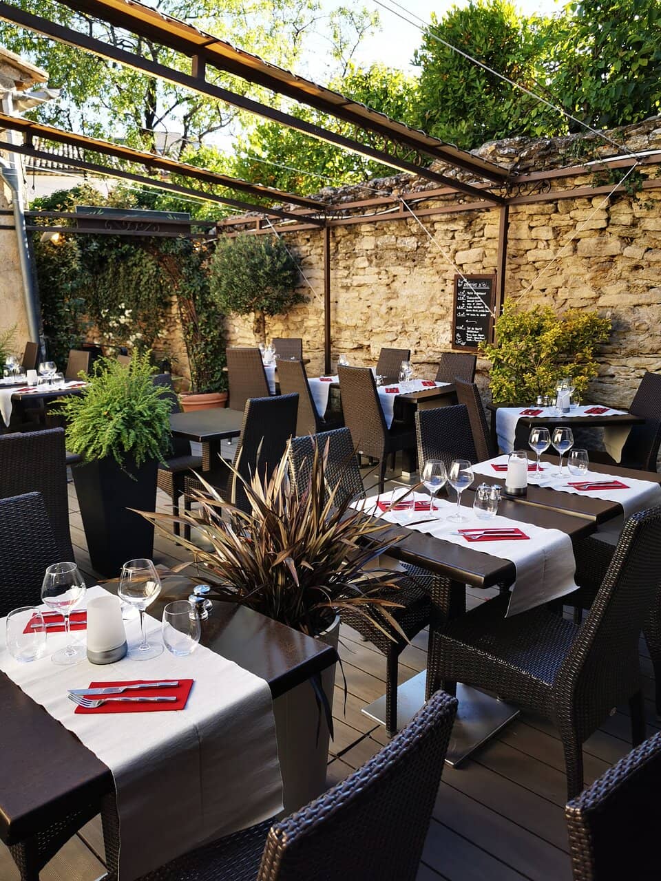 Intimate Terrace Dining