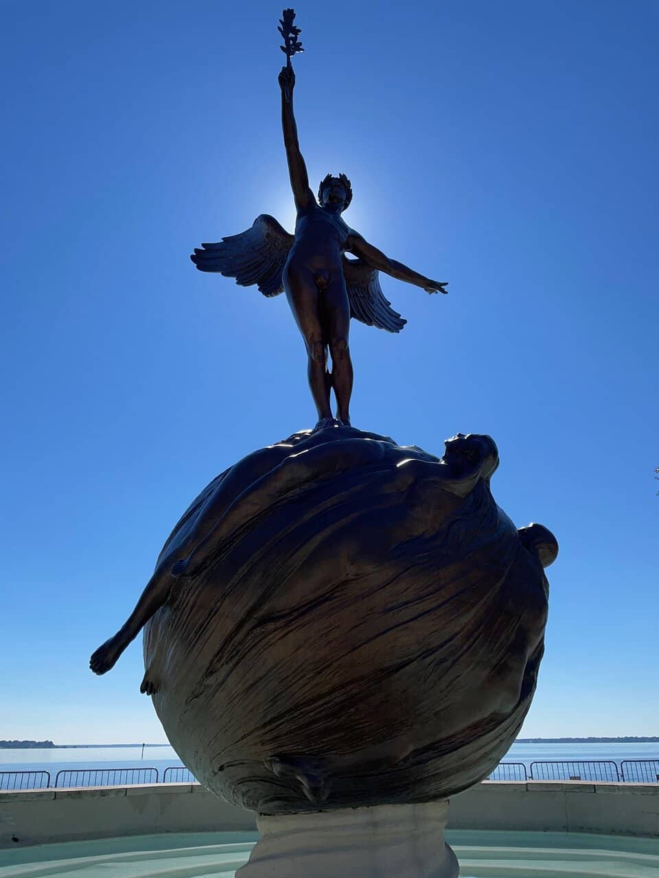 Riverside Arts Market