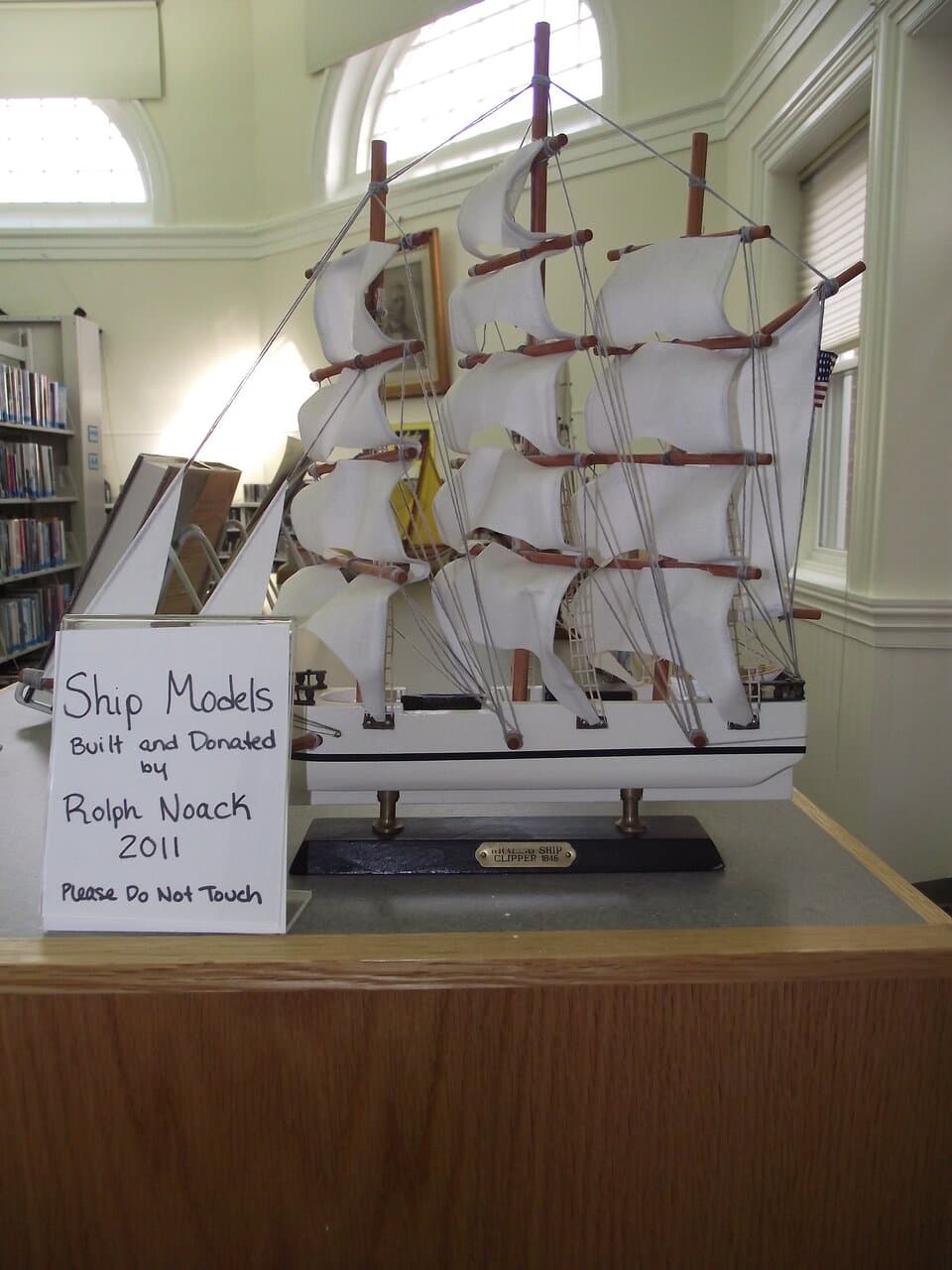 NH - NEWMARKET - LIBRARY - CLIPPER SHIP - MODEL #1