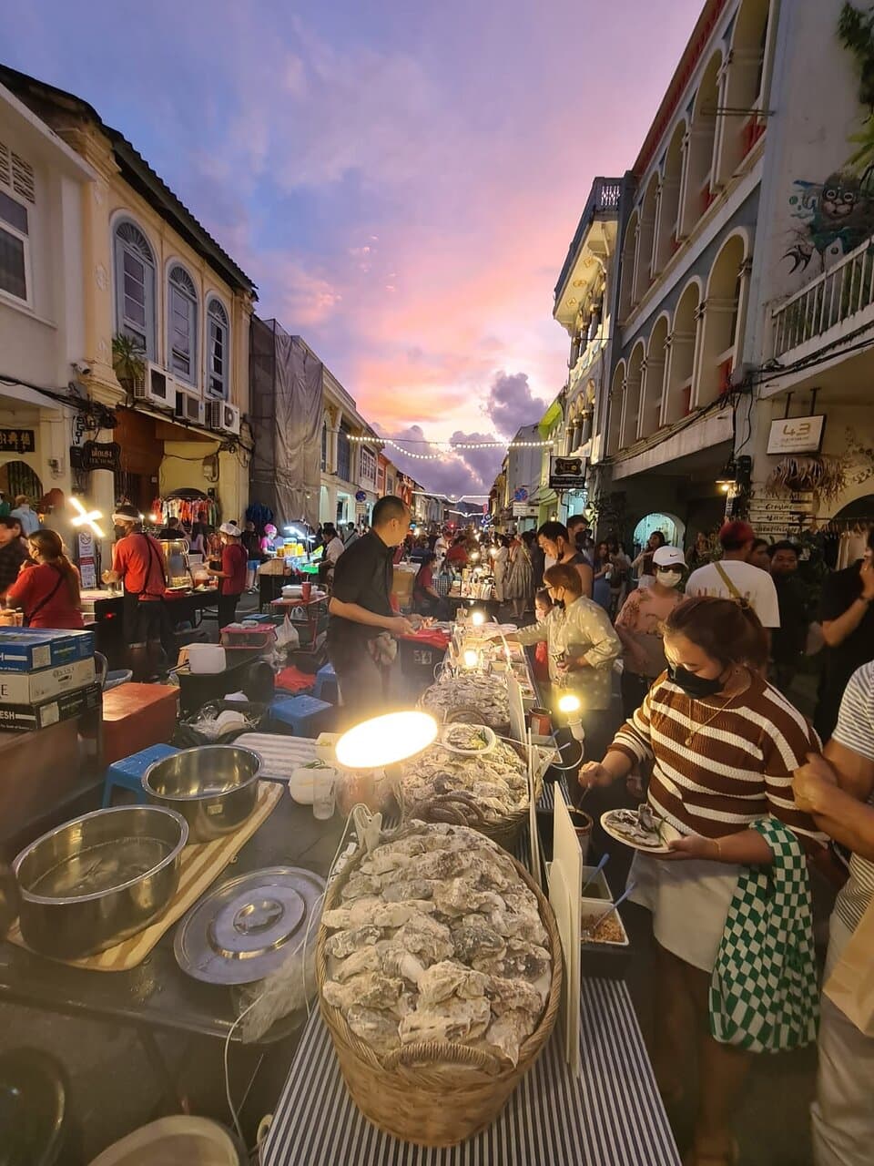 Paradise Night Market Patong Phuket