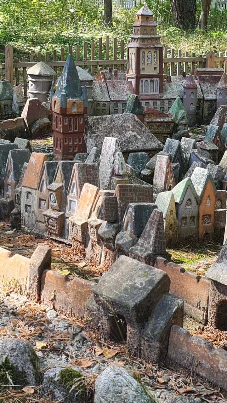 Rocket Car Wash & Caffeine Drive