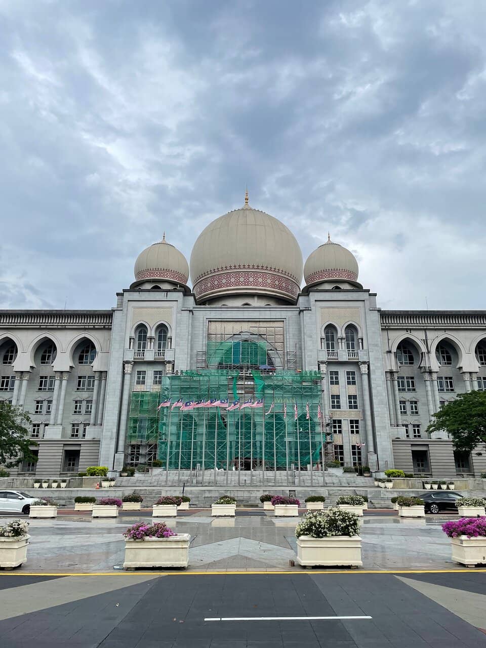 The Star-Shaped Plaza