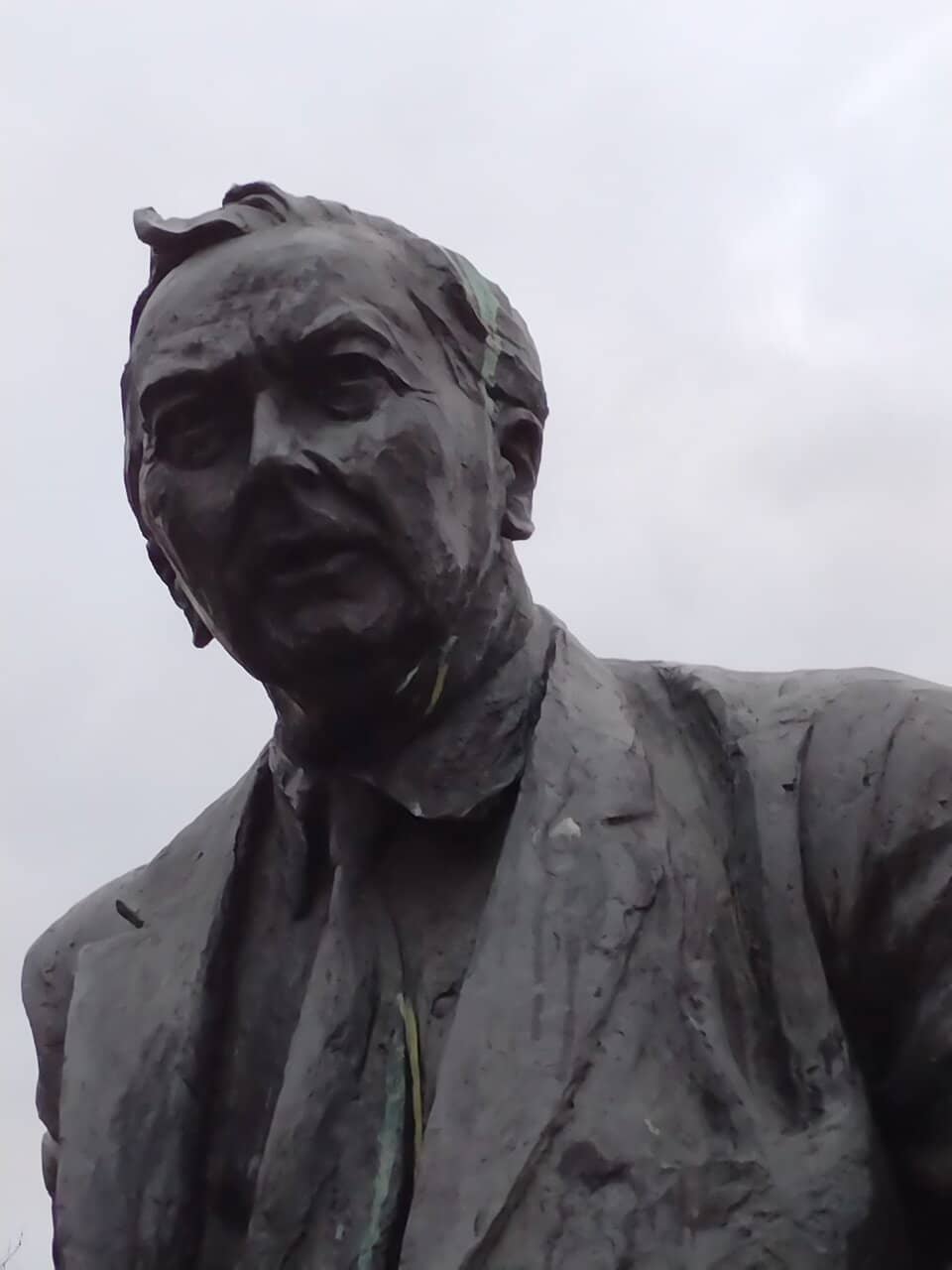 Harold Wilson Statue