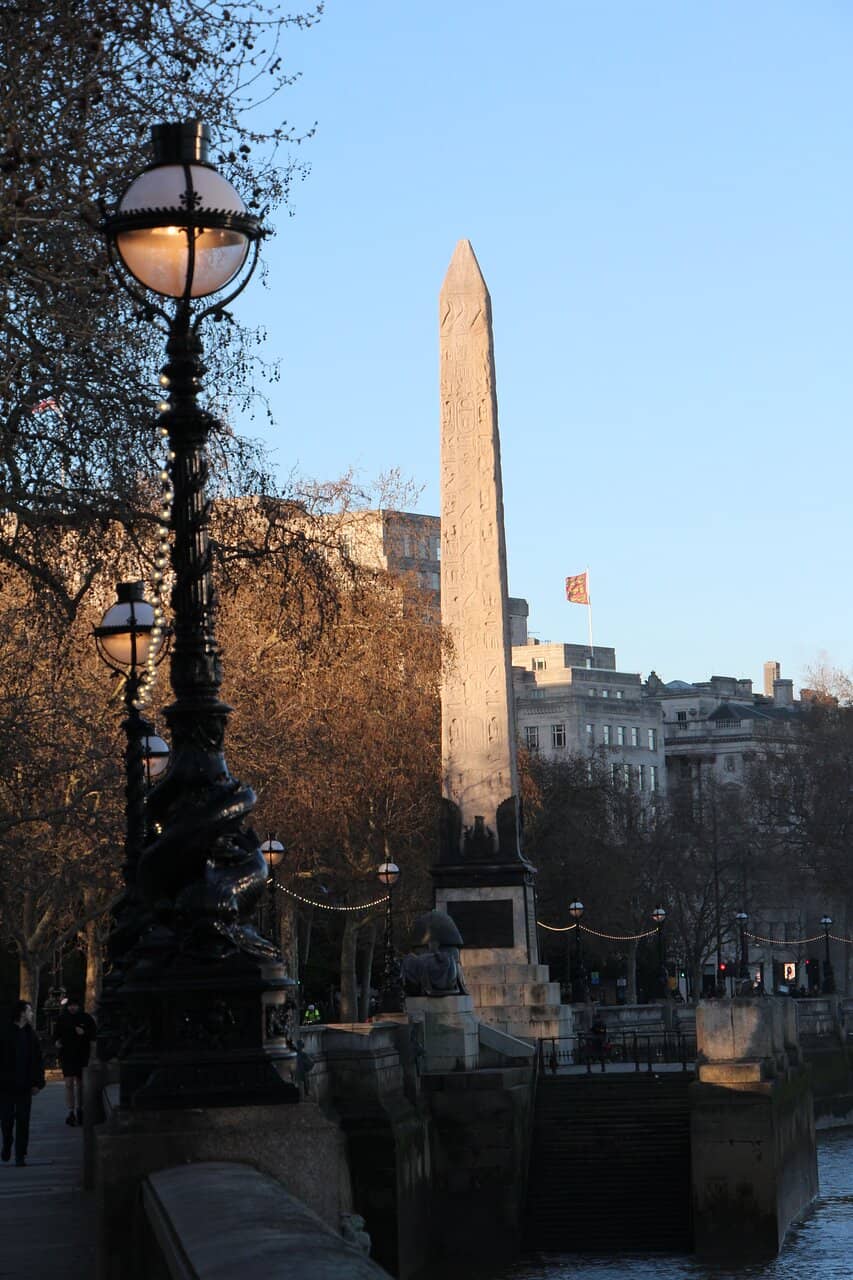 MI6 Building (SIS Building)