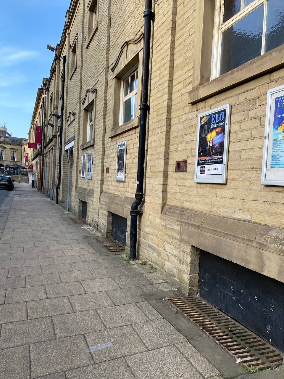 Victoria Theatre & Concert Hall