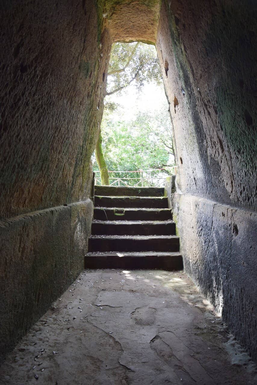 Trapezoidal Galleries