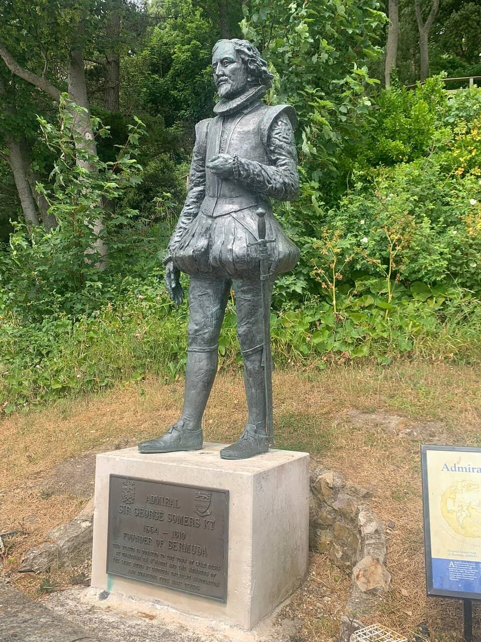 Artistic Sculptures