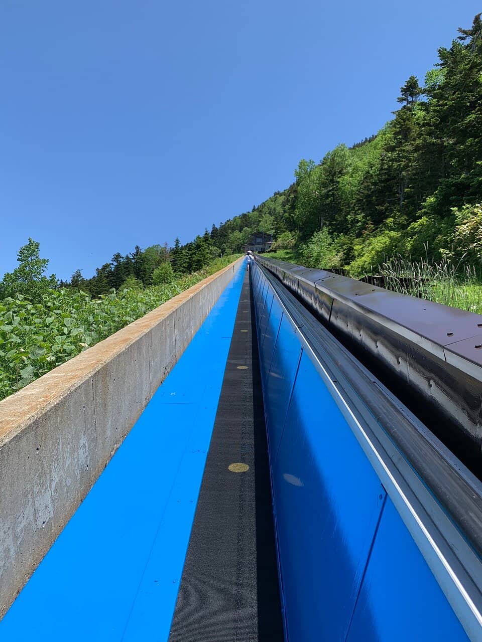 Panoramic Mountain Views