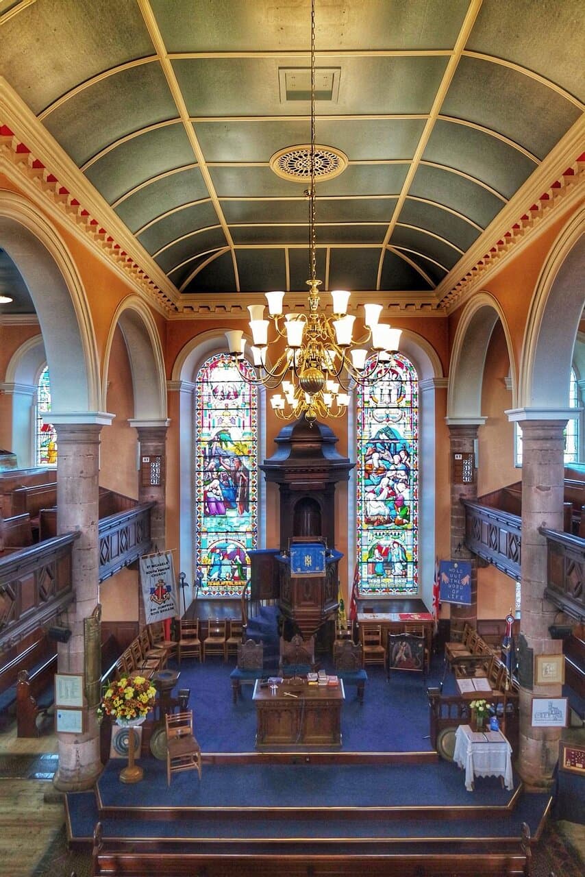St Michael’s Church Interior and Robert Burns Mausoleum .