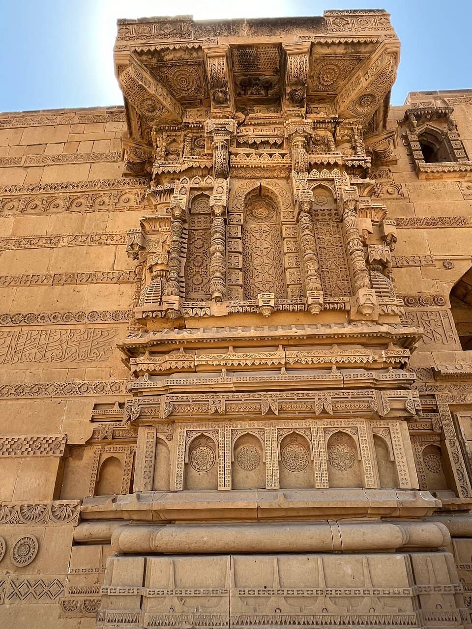 Tomb of Mirza Isa Khan Tarkhan II