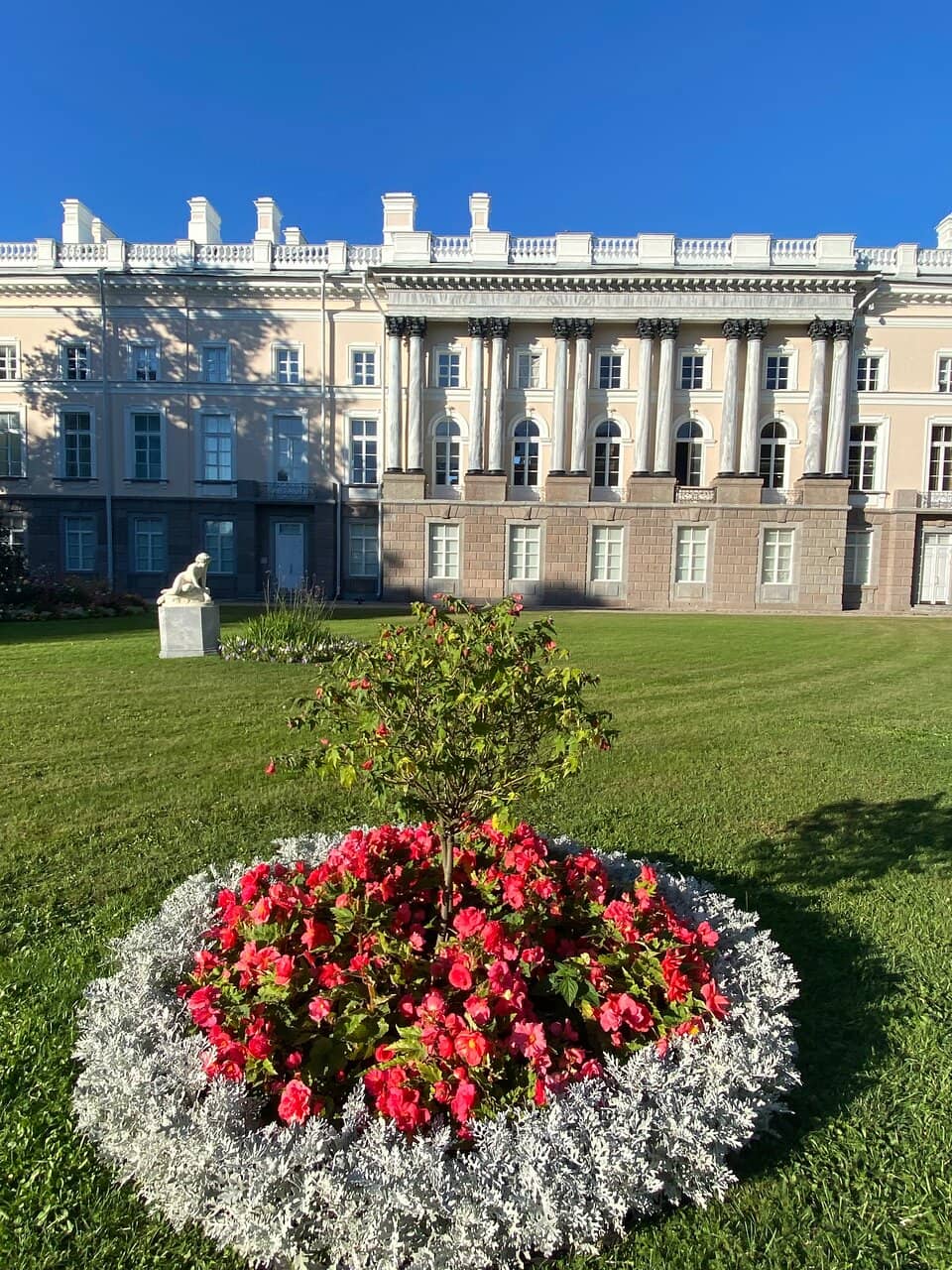 Panoramic Garden Views