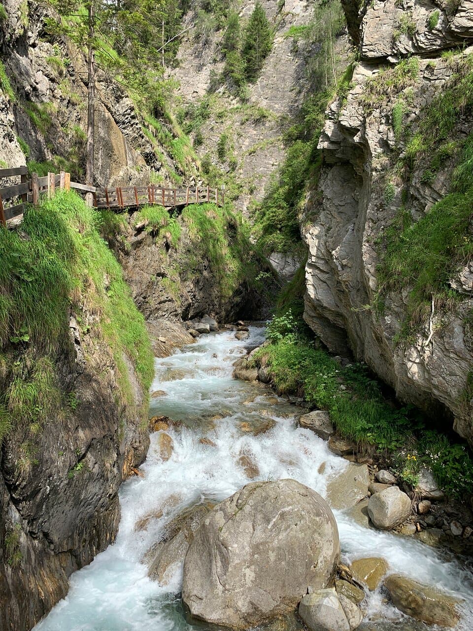 Cascata, scorci vari