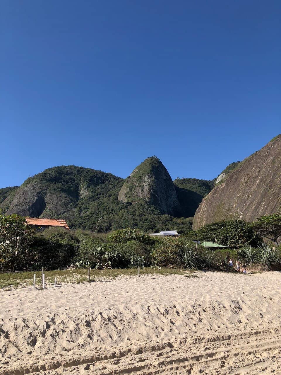 Itacoatiara Beach