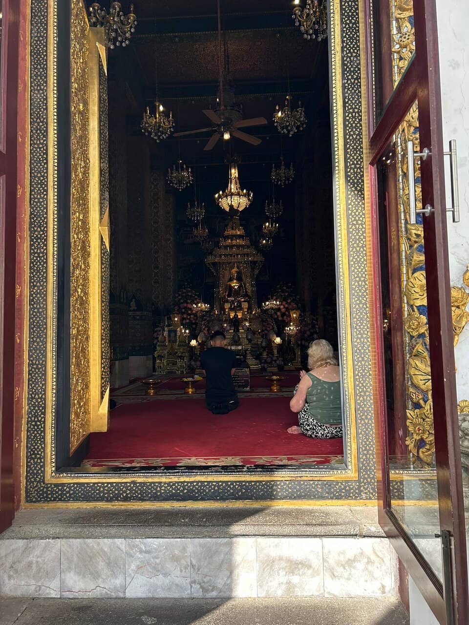 Phra Serm Buddha Statue