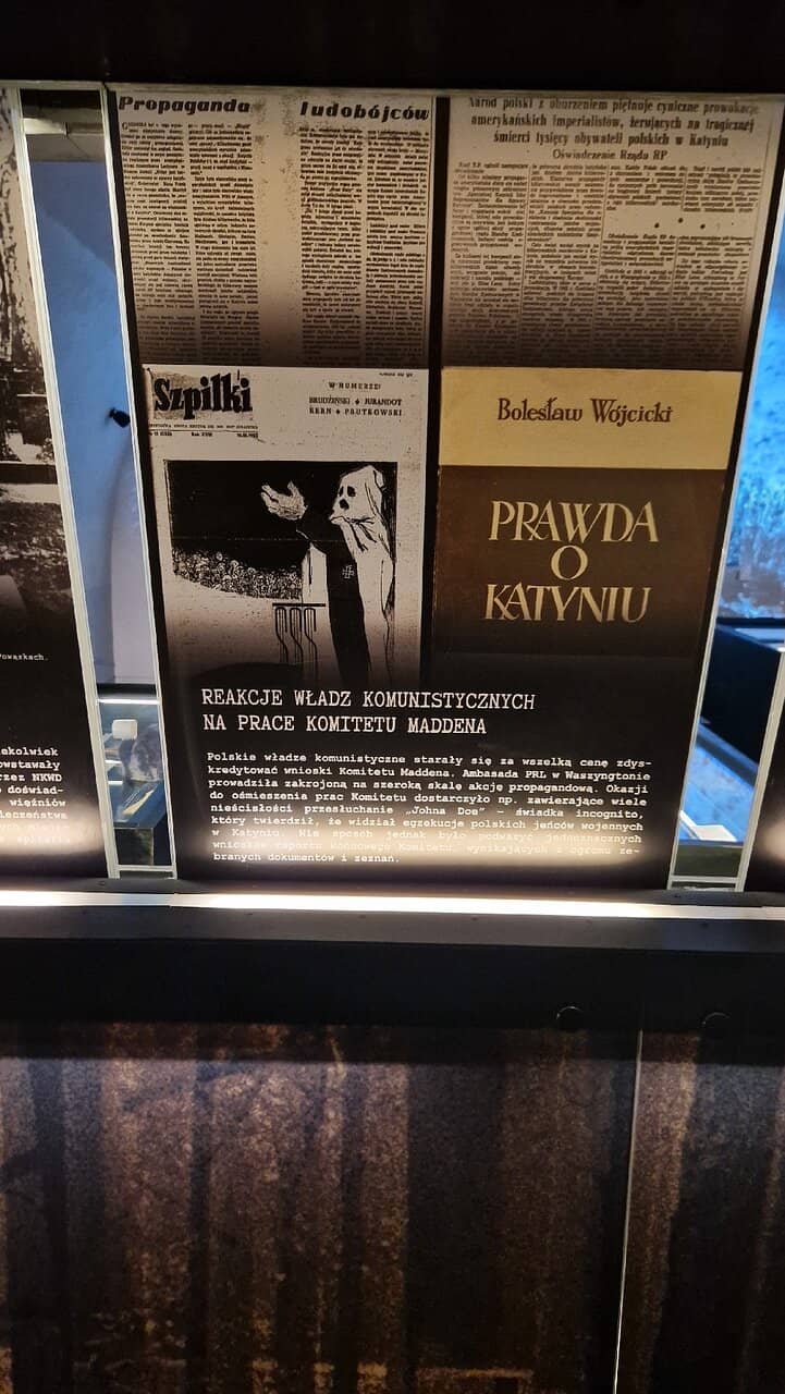 Thematic Exhibition Rooms