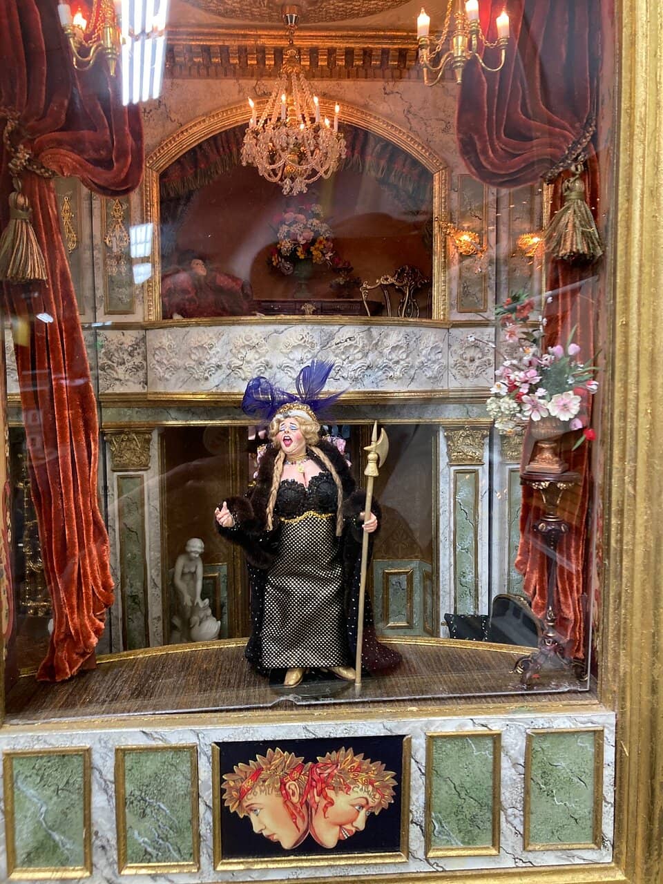 Curious Collections & Oddities