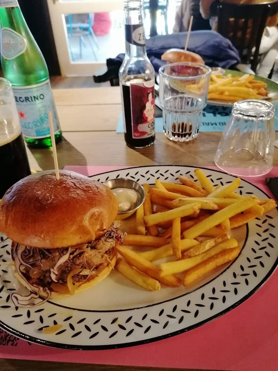 Delicious Burgers & Meats