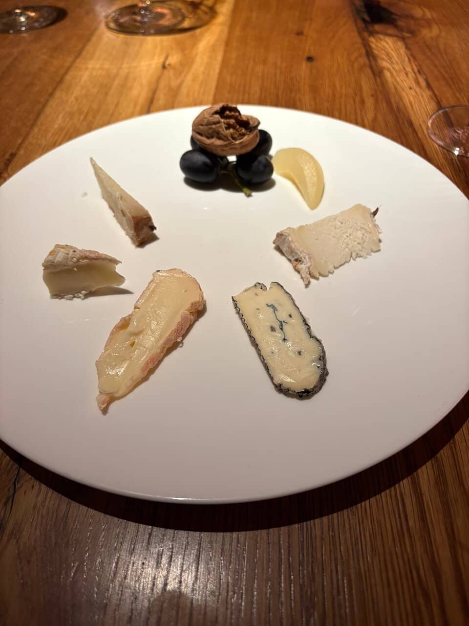 Enchanting Courtyard Dining