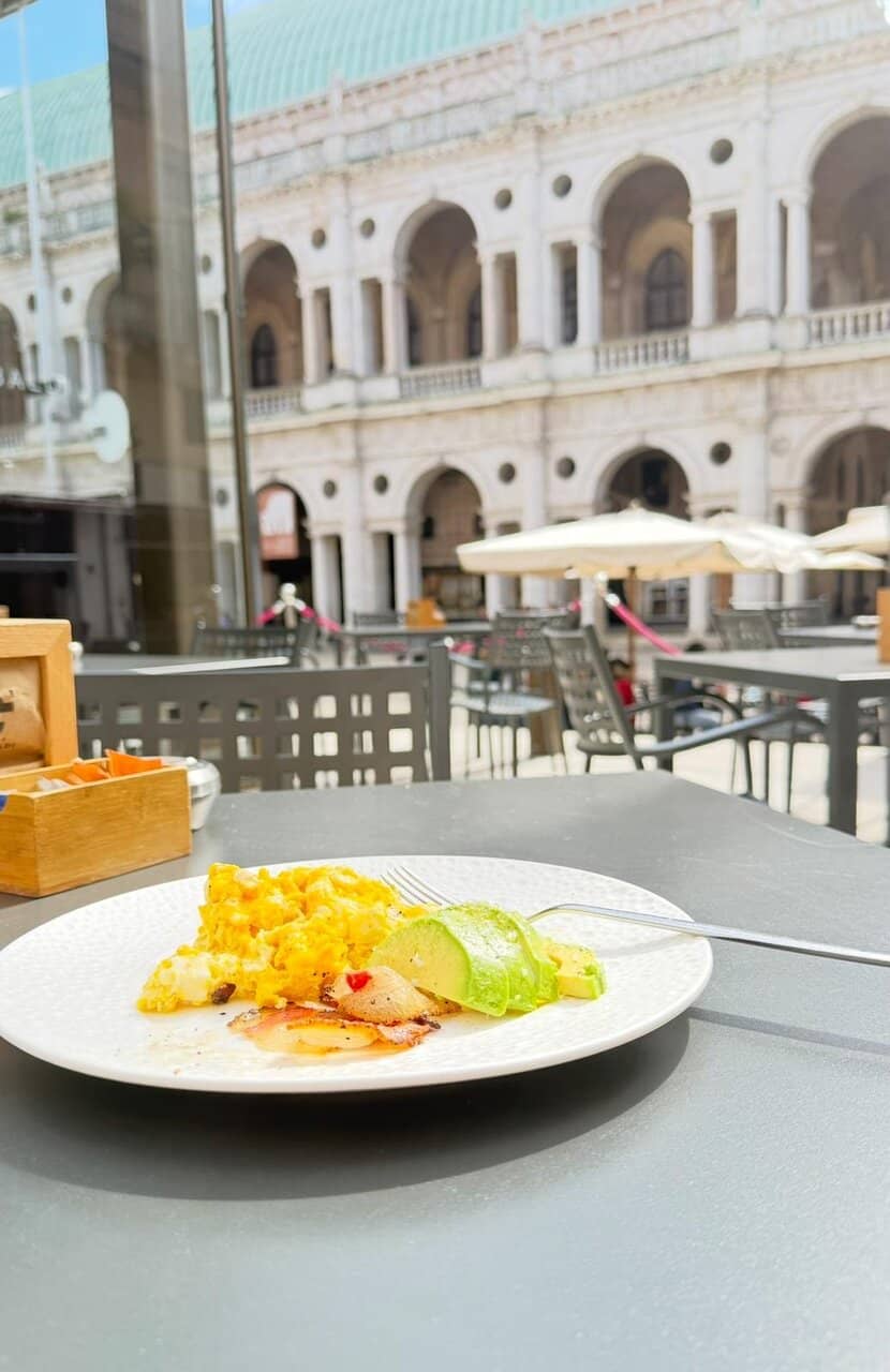 Rich Flavors, Cozy Ambiance