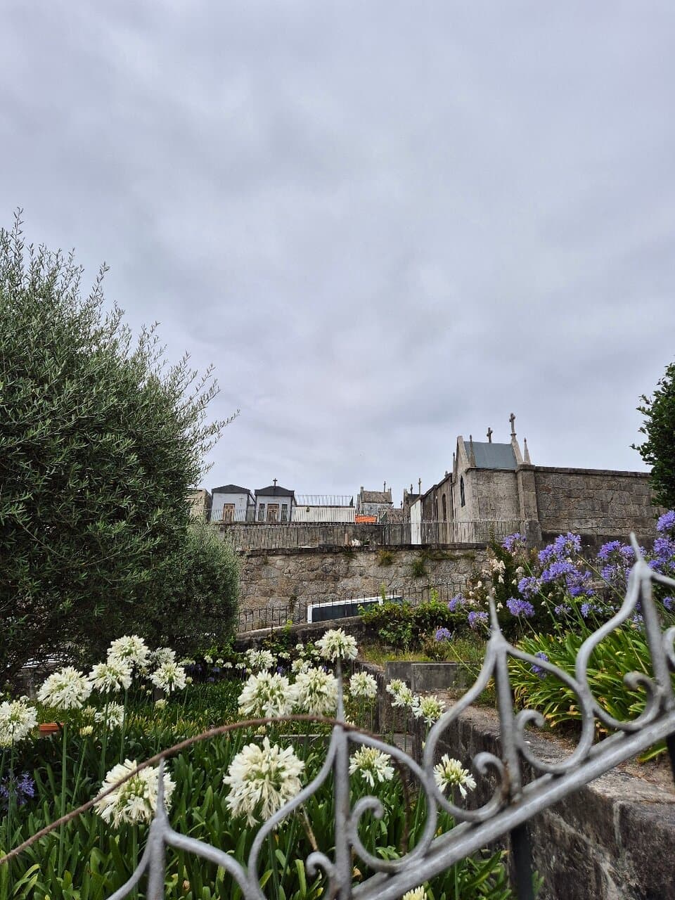 Bonfim Cemetery & church